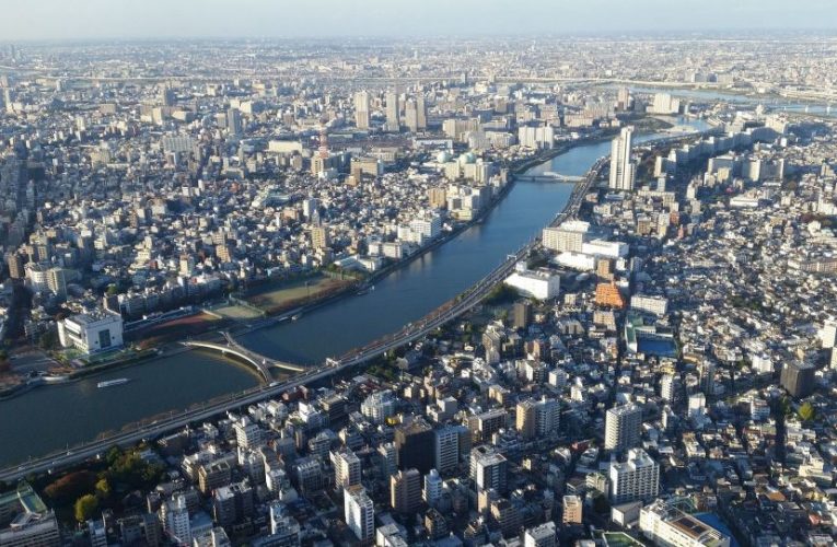 日本地价六年来首次下跌